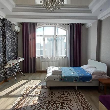 879 Apartment In Бишкек Екстериор снимка