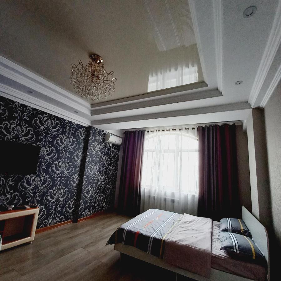 879 Apartment In Бишкек Екстериор снимка