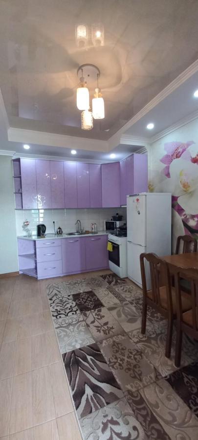 879 Apartment In Бишкек Екстериор снимка